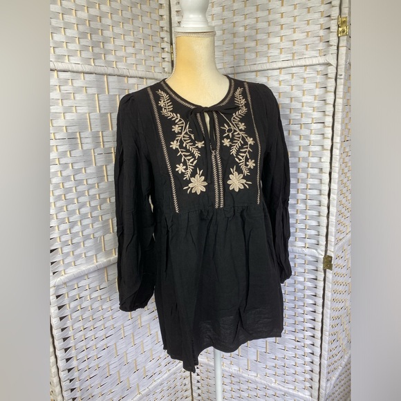 NWT Hem & Thread Bohemian Embroidered Top Lantern Sleeve Style Blouse - Picture 5 of 13